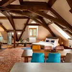 Orangerie Garden By Kh Guest house 4*