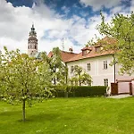 Orangerie Garden By Kh Cesky Krumlov