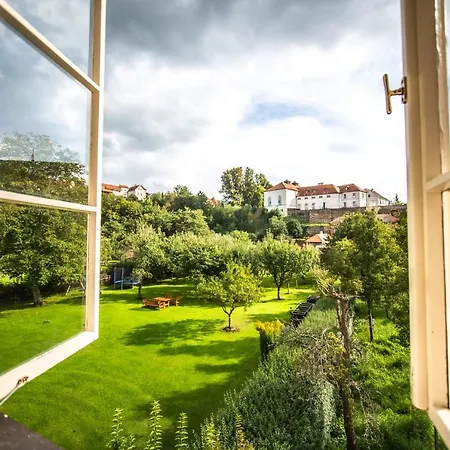Orangerie Garden By Kh Maison d'hôtes Český Krumlov