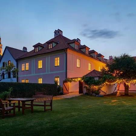 Orangerie Garden By Kh Maison d'hôtes Český Krumlov