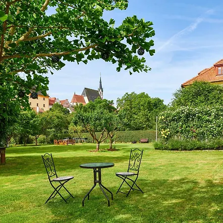 Orangerie Garden By Kh Český Krumlov