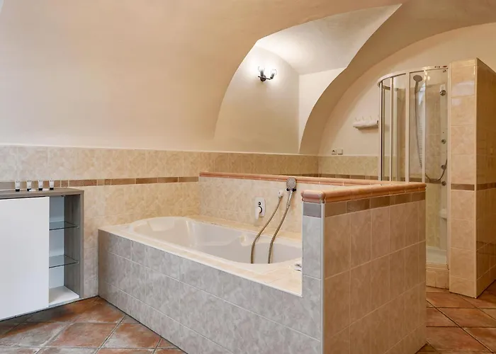 게스트하우스 Orangerie Garden By Kh 4*