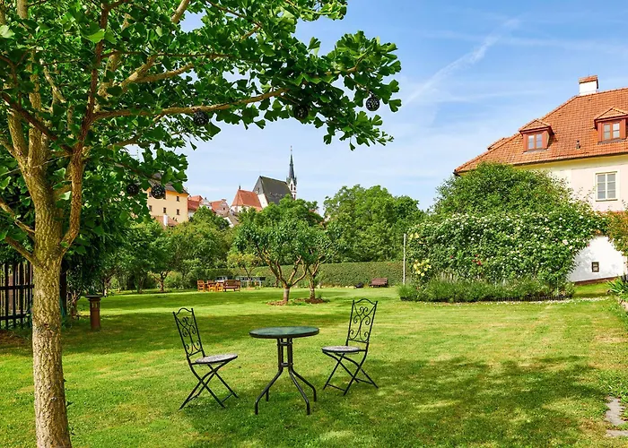 Orangerie Garden By Kh Český Krumlov