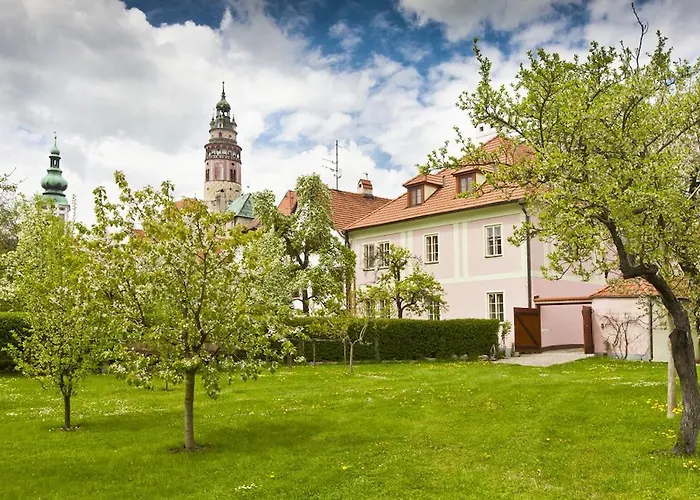 Orangerie Garden By Kh Český Krumlov